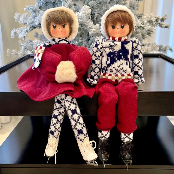 🎄⛸️”Frosty Harmony" Ice Skater's⛸️🎄 - Picture 1 of 9